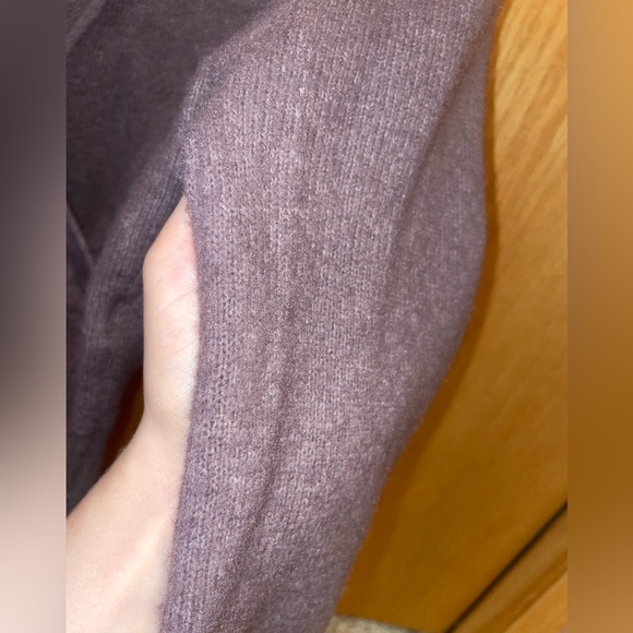 Aritzia Wilfred SoftSpoke Dear Sweater in Smoked Eggplant - Picture 4 of 6